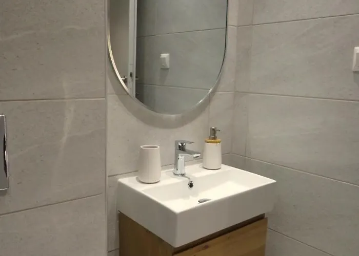 Agrellis ماستيخاري